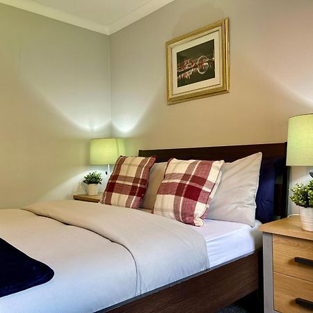 Spacious 2 Bed-Flat In Glasgow City - Free Parking Exteriör bild