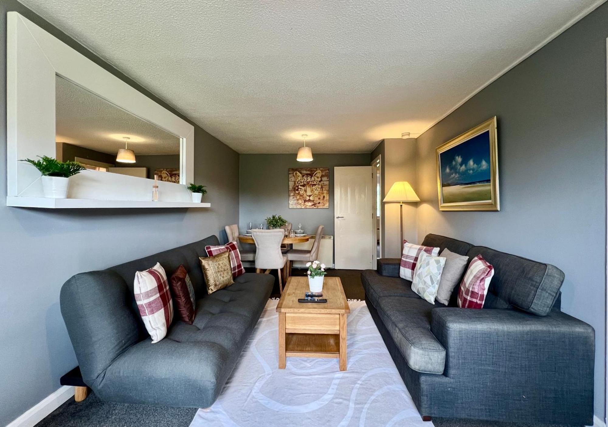 Spacious 2 Bed-Flat In Glasgow City - Free Parking Exteriör bild