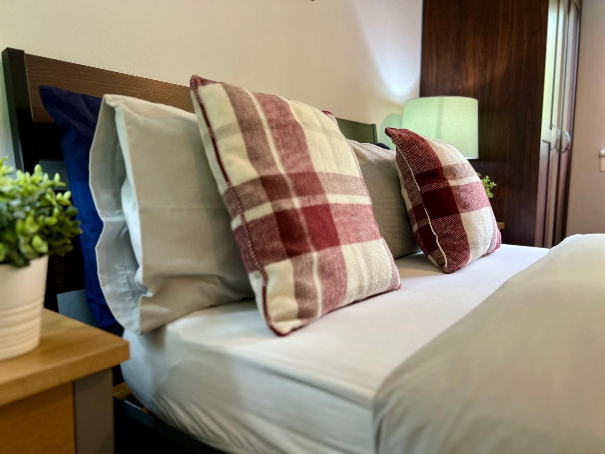 Spacious 2 Bed-Flat In Glasgow City - Free Parking Exteriör bild